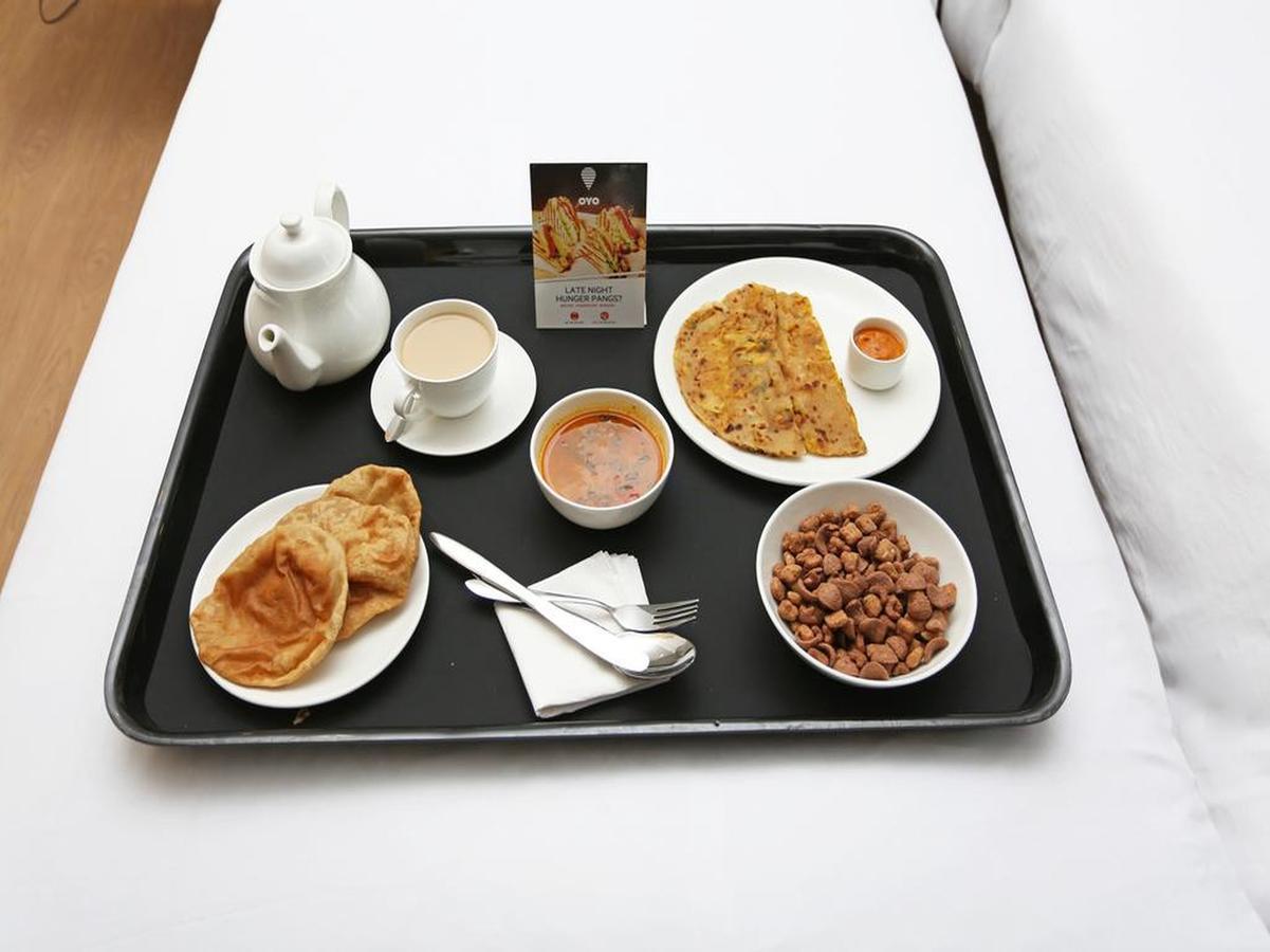 Oyo 15149 Hotel Ajoy Minar Mandarmani Bagian luar foto